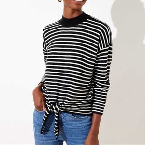 Loft tie hem sweater